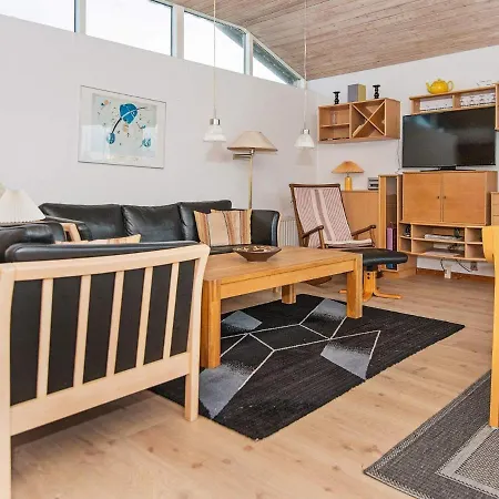 6 Person Holiday In R Nde * Ronde