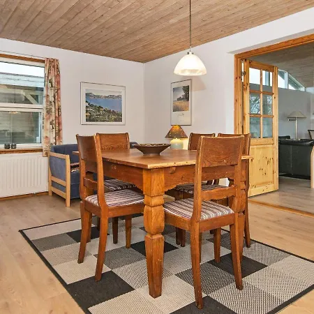 Сasa de vacaciones 6 Person In R Nde Rønde